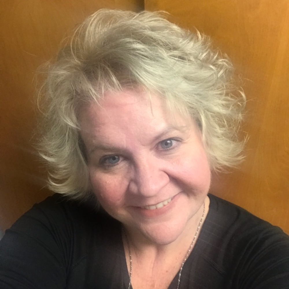 Meet your Posher, Andrea